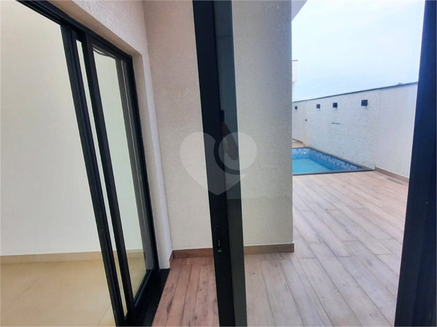 Casa à venda com 3 quartos, sendo 1 suíte,  no condomínio Reserva Ipanema, Sorocaba - SP