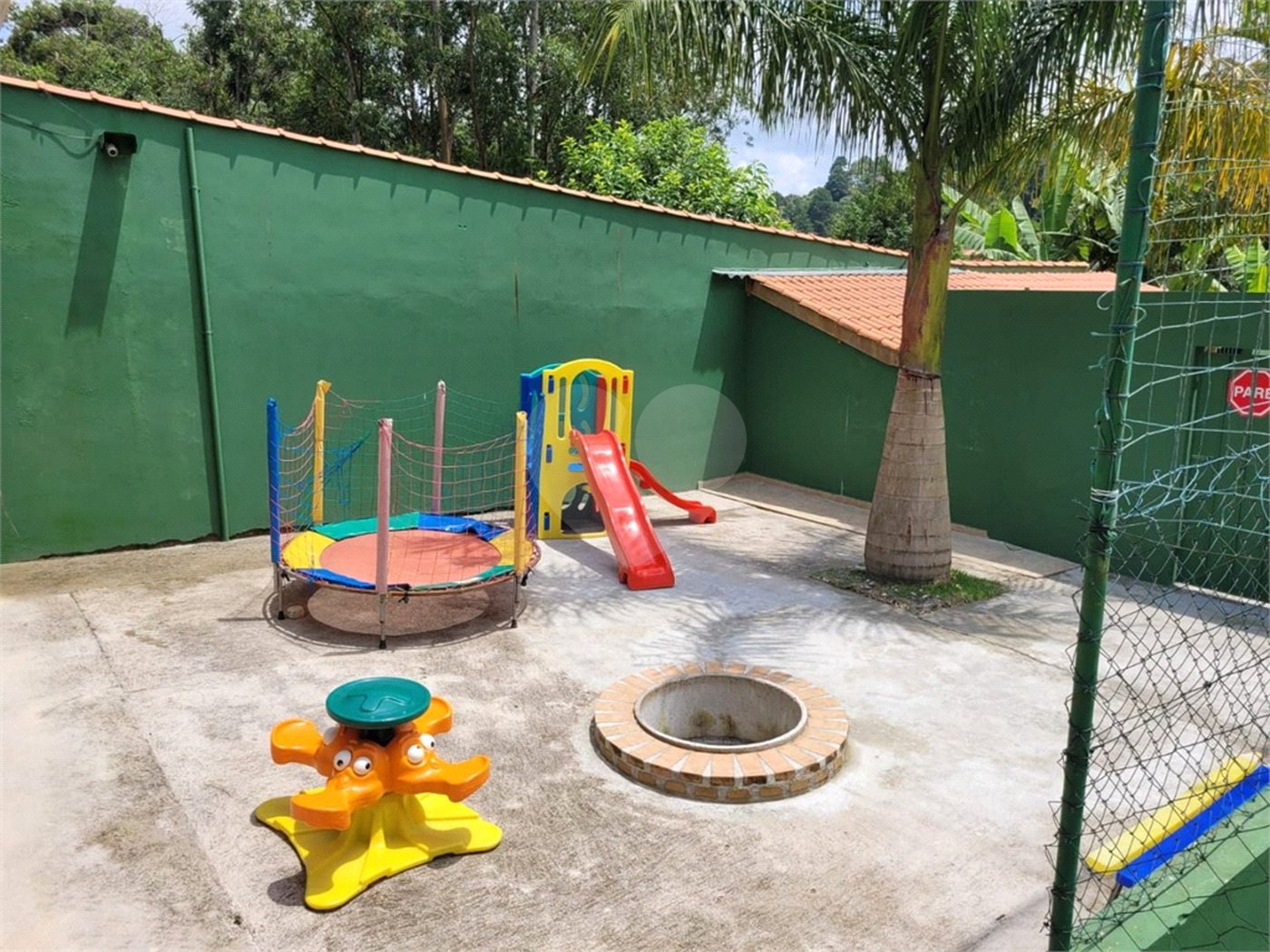 Chácara à venda com 4 quartos, sendo 2 suítes, em Jardim Cardoso (mailasqui), São Roque, SP