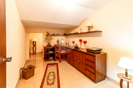 Casa de Vila à venda com 3 quartos, sendo 1 suíte, em Alto da Boa Vista, São Paulo, SP