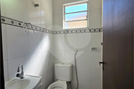Casa à venda com 3 quartos, sendo 2 suítes, em Jardim Santo Antônio, Valinhos, SP