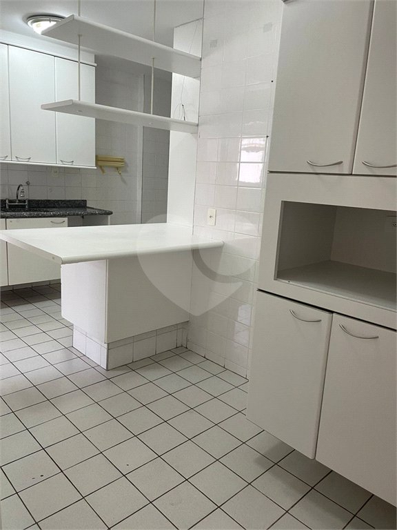 Apartamento para alugar com 3 quartos, sendo 1 suíte, em Indianópolis, São Paulo, SP