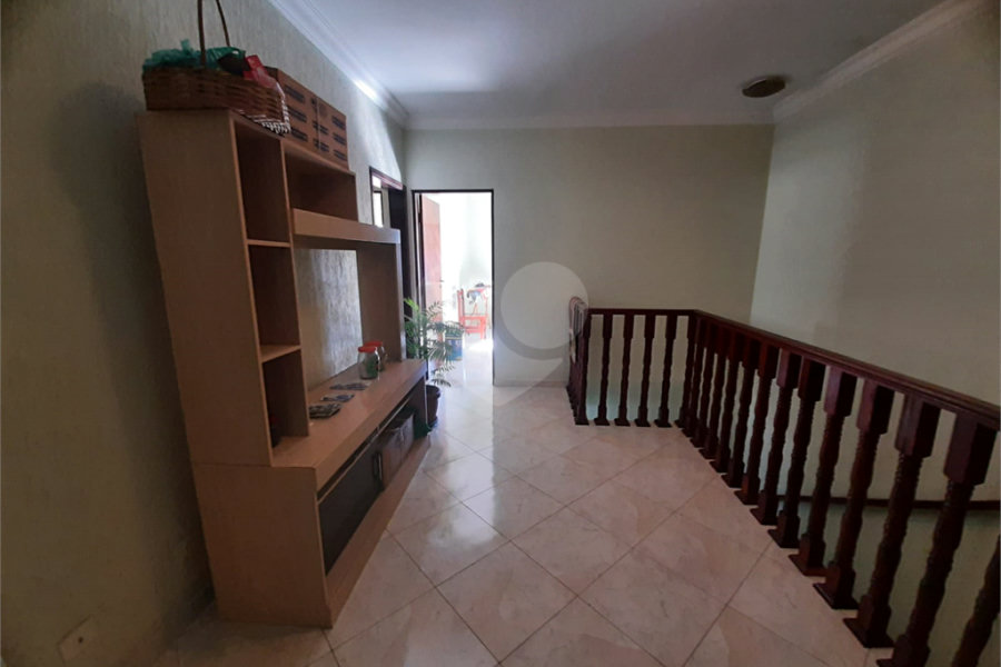 Sobrado à venda com 5 quartos, sendo 1 suíte, em Tremembé, São Paulo, SP