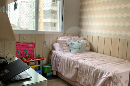 Apartamento à venda com 3 suítes em Lapa, São Paulo, SP