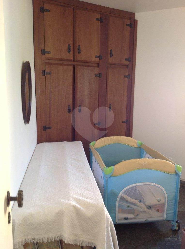 Apartamento à venda com 2 quartos, sendo 1 suíte, em Vila Luis Antônio, Guarujá, SP
