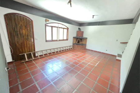 Casa à venda com 3 quartos, sendo 1 suíte, em Ferreira, São Paulo, SP