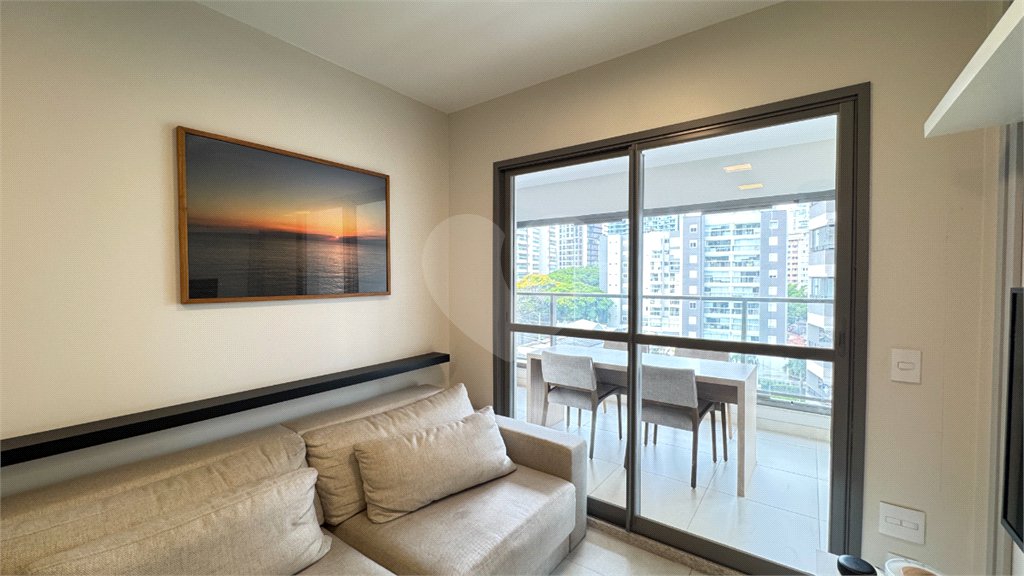 Apartamento à venda com 2 quartos, sendo 1 suíte,  em Brooklin, São Paulo, SP