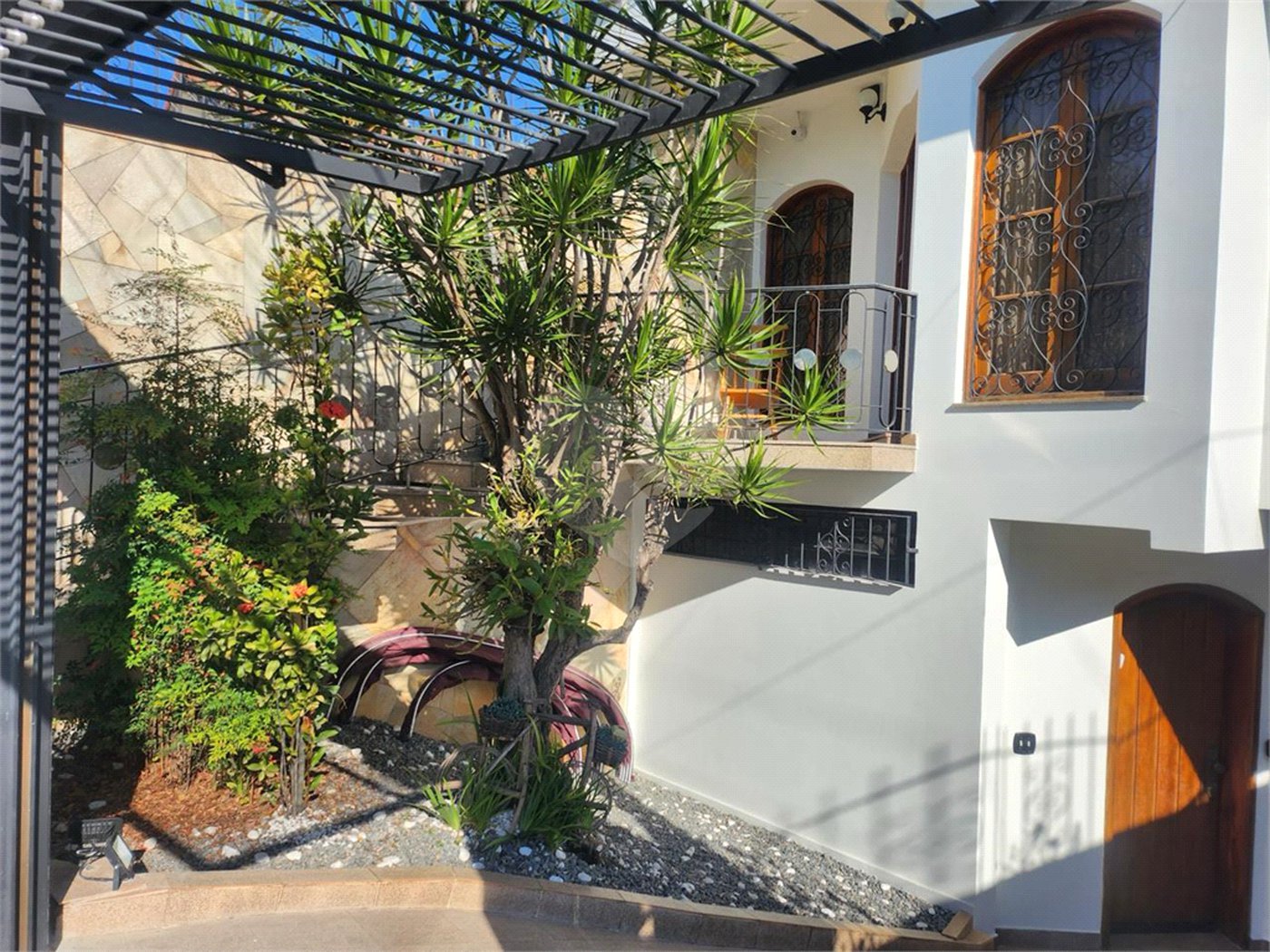 Casa Térrea à venda com 3 quartos, sendo 1 suíte, em Parada Inglesa, São Paulo, SP