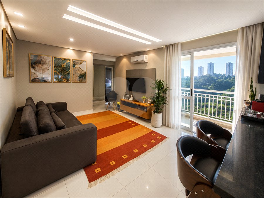 Apartamento à venda com 2 quartos, sendo 1 suíte, em Morumbi, São Paulo, SP