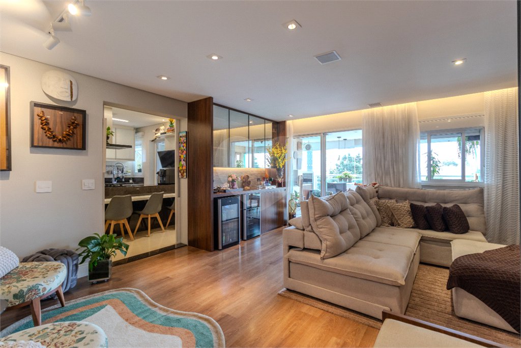 Apartamento à venda com 3 suítes em Vila Mascote, São Paulo, SP
