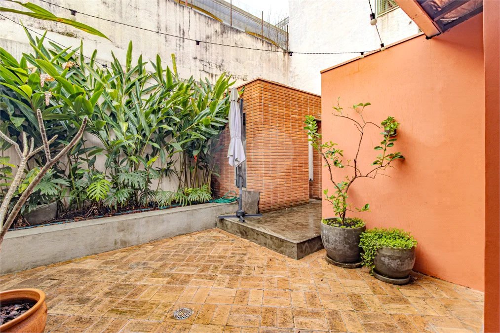 Casa de Vila à venda com 2 suítes em Chácara Flora, São Paulo, SP