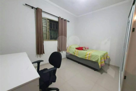 Casa à venda com 3 quartos, sendo 1 suíte, em Jardim Califórnia, Indaiatuba, SP