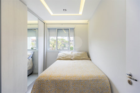 Apartamento à venda com 3 quartos, sendo 1 suíte, em Alto da Boa Vista, São Paulo, SP