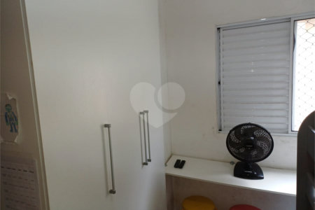 Casa à venda com 3 quartos, sendo 1 suíte,  no condomínio Residencial Shekinah, São Paulo - SP