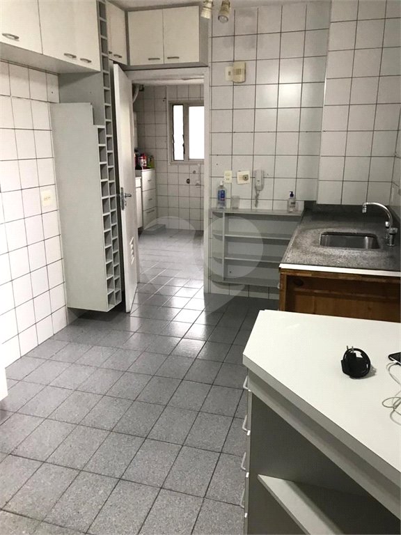 Apartamento à venda com 3 quartos, sendo 1 suíte, em Vila Andrade, São Paulo, SP