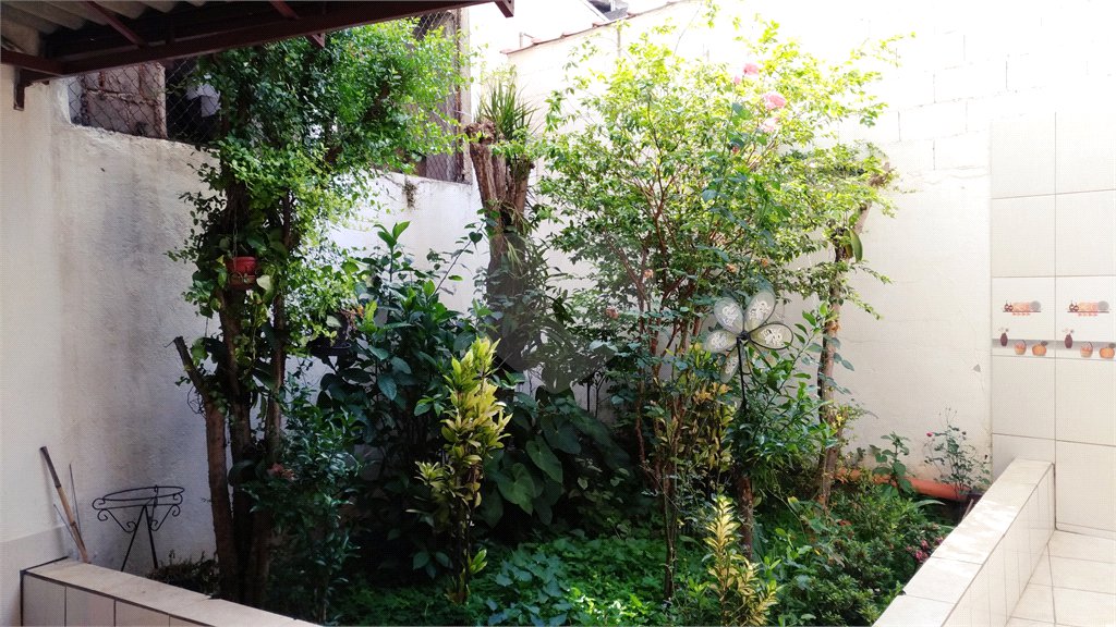 Casa à venda com 4 quartos, sendo 2 suítes,  em Vila Romero, São Paulo, SP
