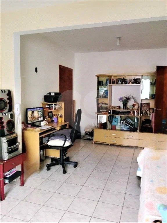 Apartamento com 83m² , 2 dormitórios , 2 vagas , à venda no bairro Cerâmica em São Caetano do Sul.