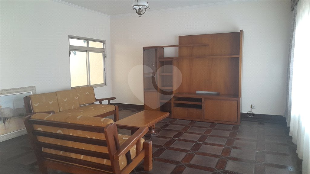Casa à venda com 4 quartos, sendo 1 suíte, em Jaçanã, São Paulo, SP