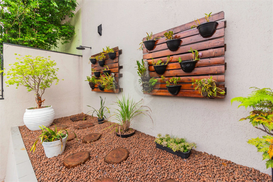 Casa à venda com 3 quartos, sendo 1 suíte, em Horto Florestal, São Paulo, SP
