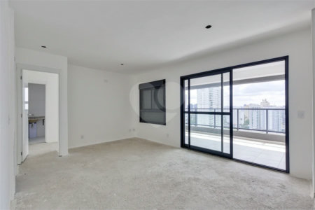 Apartamento à venda com 2 suítes em Santo Amaro, São Paulo, SP