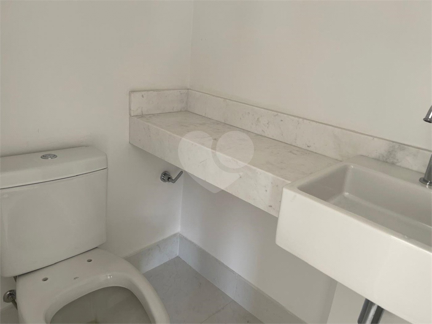 Apartamento à venda com 3 suítes em Campo Belo, São Paulo, SP