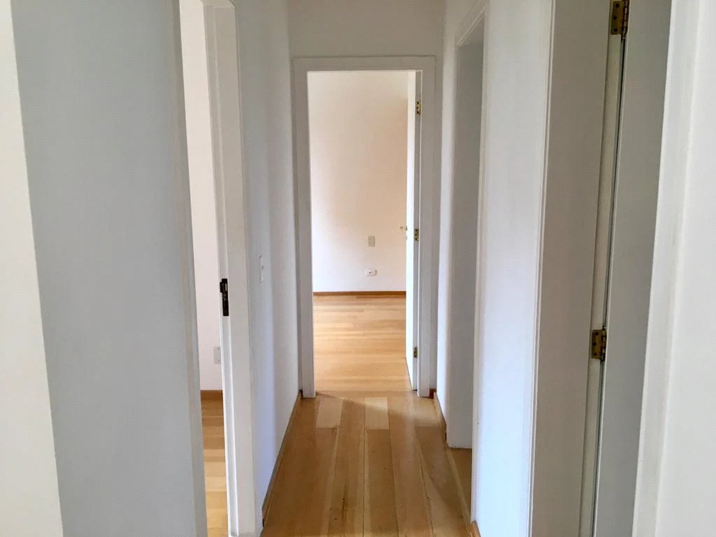 Apartamento à venda com 3 quartos, sendo 1 suíte, em Vila Andrade, São Paulo, SP