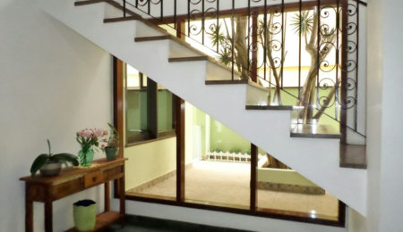 Casa à venda com 4 quartos, sendo 2 suítes,  em Jardim Leonor, São Paulo, SP