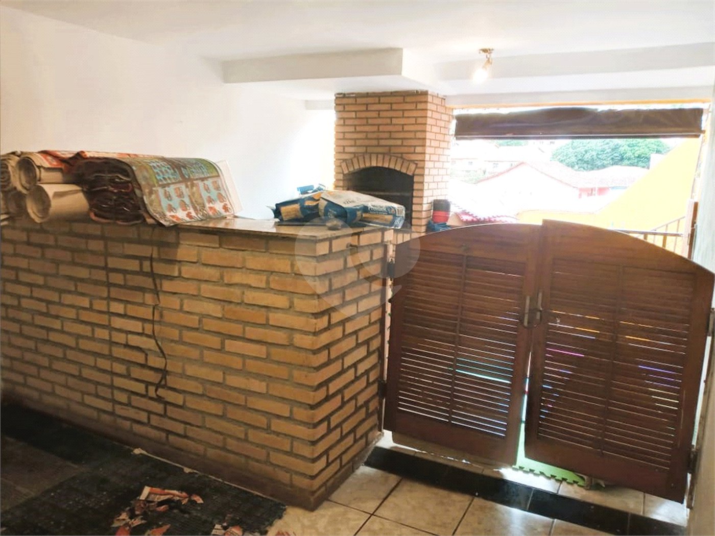 Sobrado à venda com 3 suítes em Jardim Londrina, São Paulo, SP