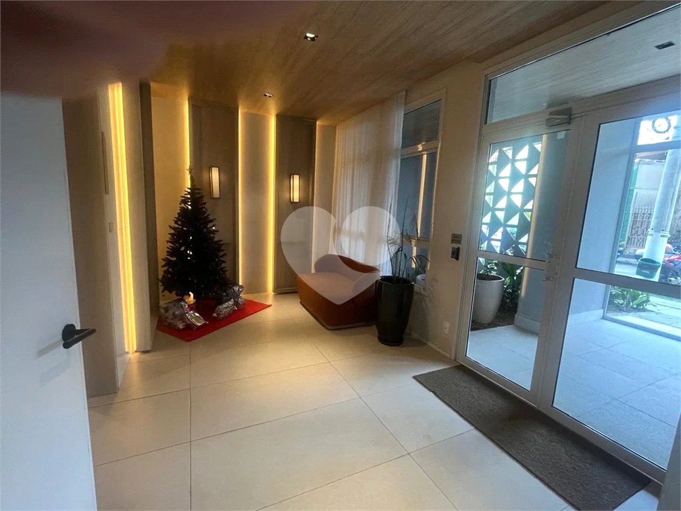 Apartamento à venda com 2 quartos, sendo 1 suíte,  em Vila Cruzeiro, São Paulo, SP