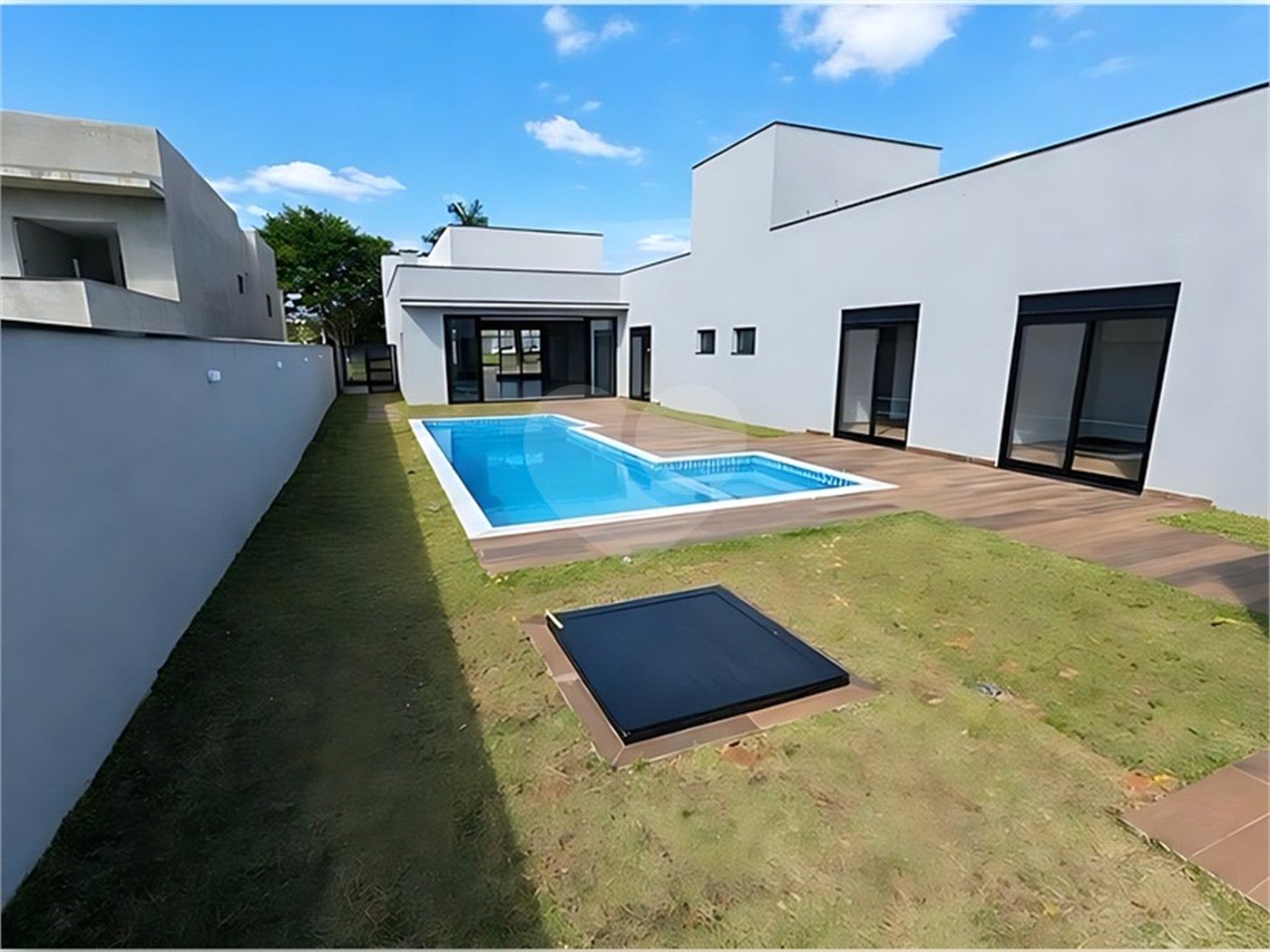 Casa à venda com 4 suítes no condomínio Saint Patrick, Sorocaba - SP