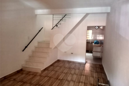 Sobrado à venda com 2 quartos em Vila Mazzei, São Paulo, SP