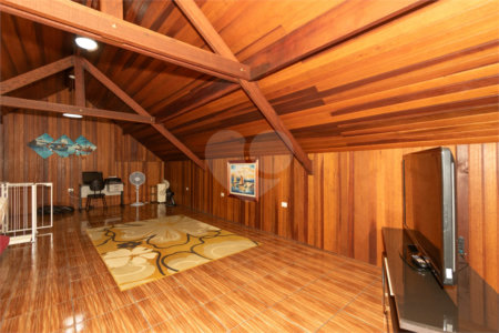 Casa Térrea à venda com 3 quartos, sendo 1 suíte, em Alpes D'ouro, Bom Jesus dos Perdões, SP
