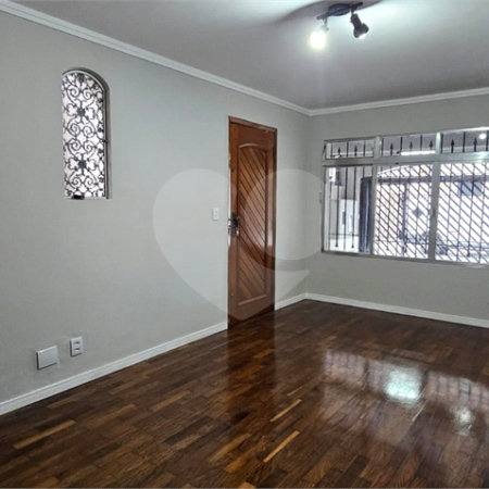 Sobrado à venda com 3 quartos, sendo 2 suítes, em Ferreira, São Paulo, SP