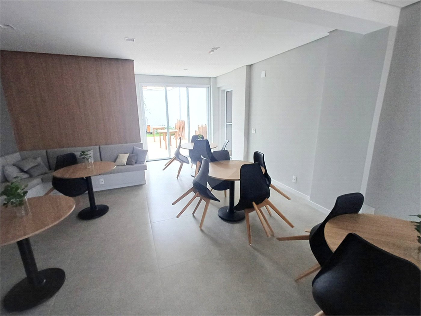 Apartamento à venda com 2 quartos em Parada Inglesa, São Paulo, SP