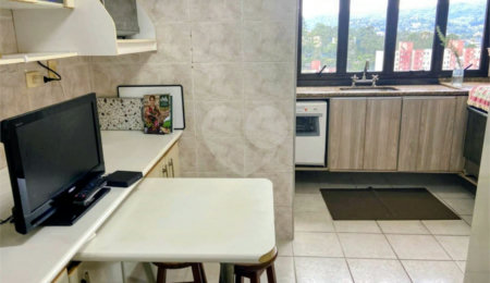 Apartamento à venda com 3 quartos, sendo 1 suíte, em Jardim Leonor Mendes de Barros, São Paulo, SP