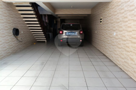 Casa à venda com 3 quartos, sendo 1 suíte, em Jardim Santa Clara, Guarulhos, SP