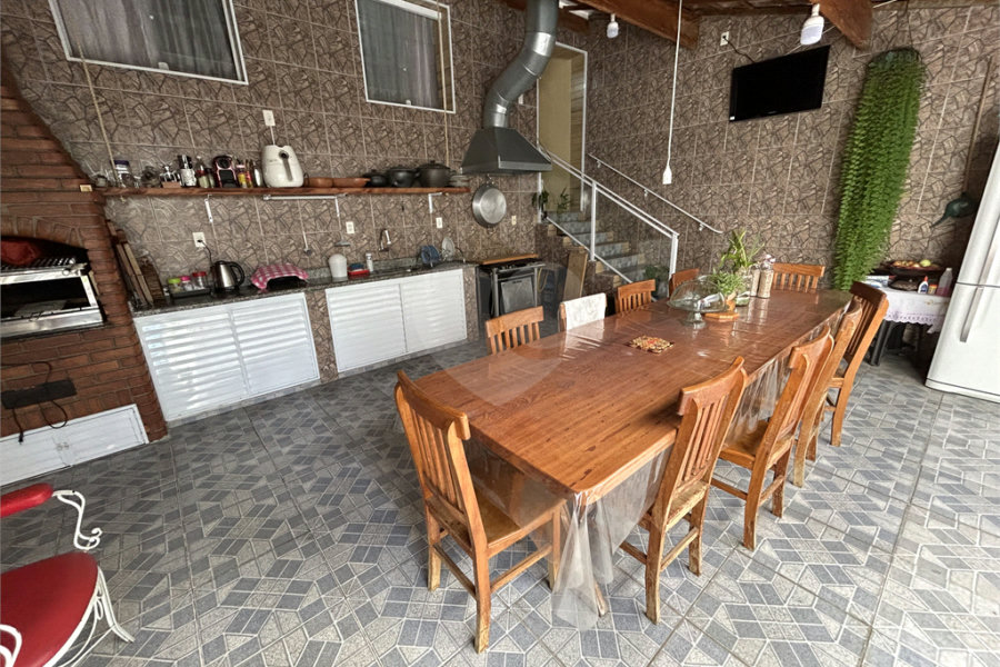 Sobrado à venda com 3 quartos em Tremembé, São Paulo, SP
