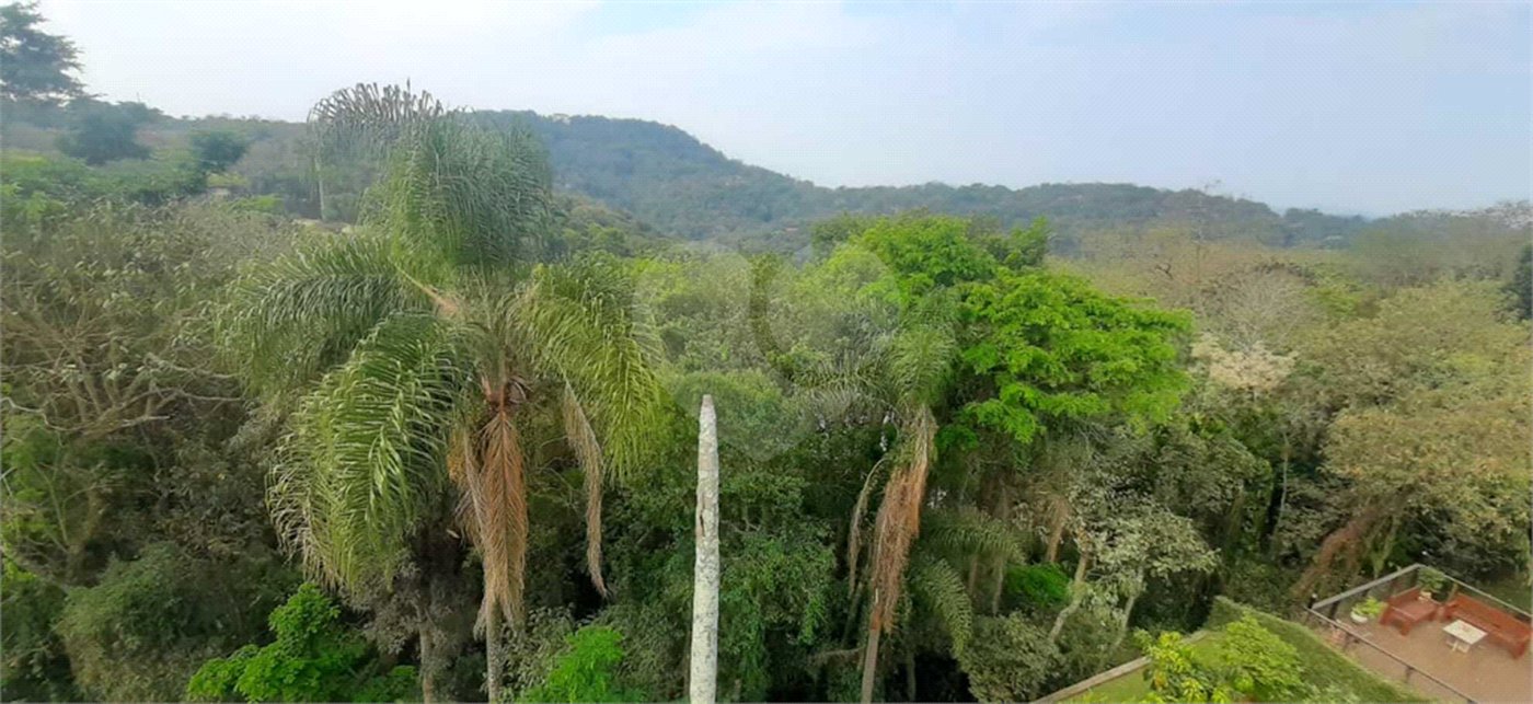 Condomínio à venda com 3 suítes em Caraguatá, Mairiporã, SP