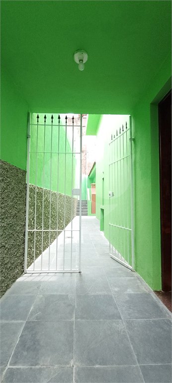 Sobrado à venda com 2 quartos em Jardim Itacolomi, São Paulo, SP