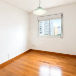 Apartamento à venda com 3 quartos, sendo 1 suíte, em Jardim das Acácias, São Paulo, SP