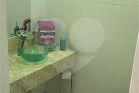 Casa à venda com 4 suítes no condomínio Aruã Brisas Ii, Mogi das Cruzes - SP