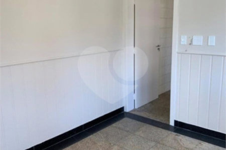 Apartamento à venda com 3 suítes em Vila Suzana, São Paulo, SP