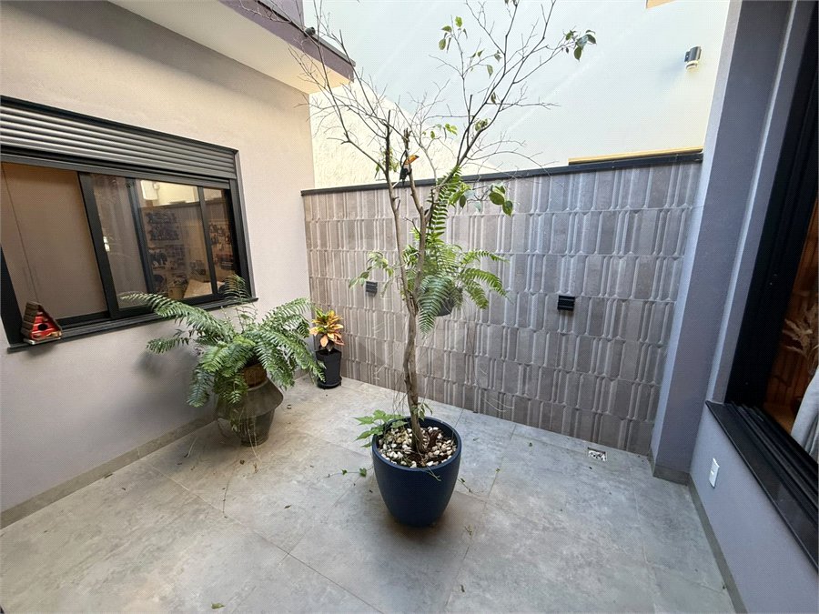 Casa à venda com 3 suítes no condomínio Costa das Areias, Salto - SP