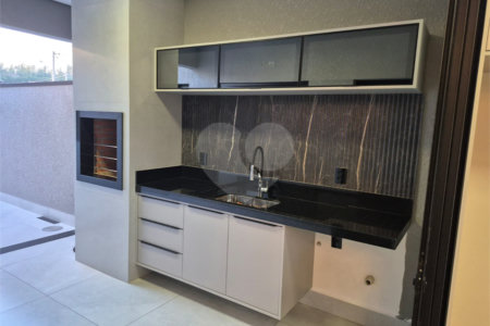 Casa à venda com 3 suítes no condomínio Jardim Park Vista Real, Indaiatuba - SP