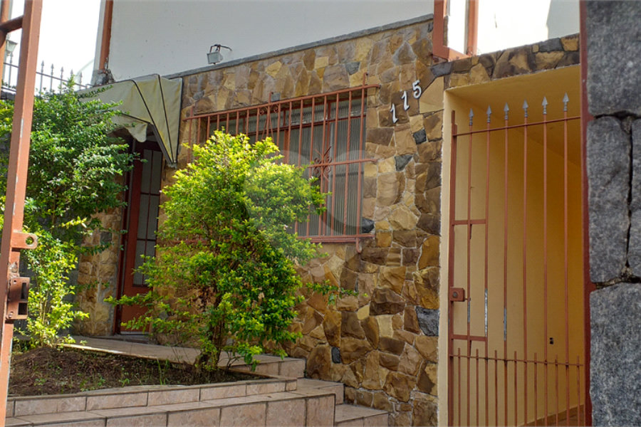 Sobrado à venda com 2 quartos em Santana, São Paulo, SP