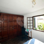 Casa à venda com 5 quartos, sendo 1 suíte, no condomínio Vivendas, Rio de Janeiro - RJ