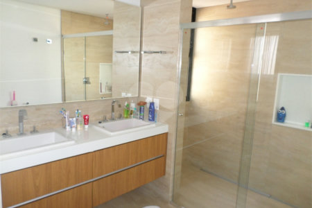 Apartamento à venda com 4 quartos, sendo 2 suítes, em Jardim Londrina, São Paulo, SP