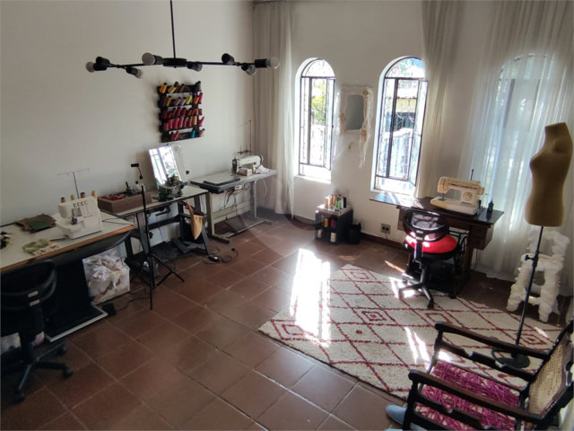 Sobrado à venda com 3 quartos, sendo 1 suíte,  em Tremembé, São Paulo, SP