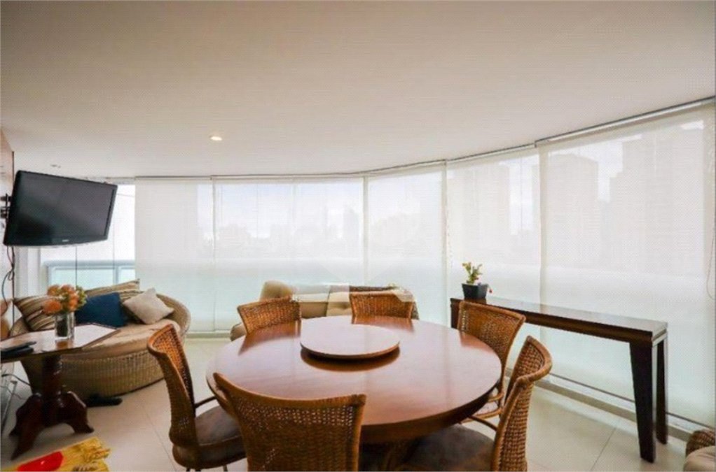 Apartamento à venda ou para alugar com 3 quartos, sendo 2 suítes,  em Jardim Marajoara, São Paulo, SP