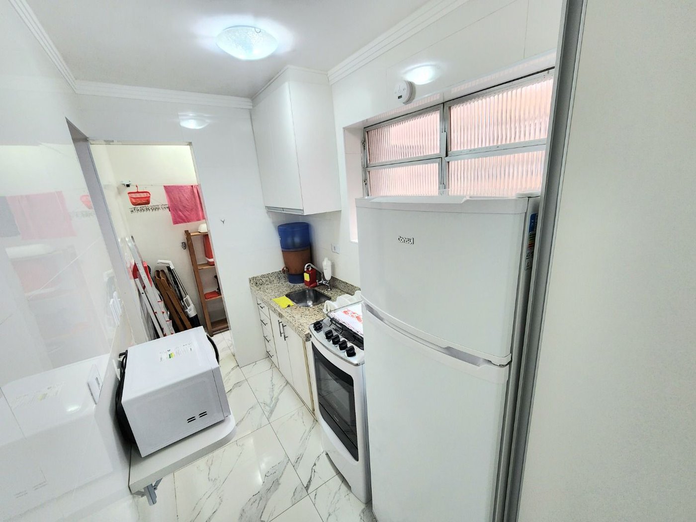 Apartamento mobiliado próximo da praia com 1 dormitório à venda, 32 m² por R$ 390.000 - Embaré - Santos/SP