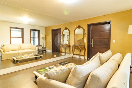 Casa à venda com 3 quartos, sendo 1 suíte, em Jardim Paulistano, São Paulo, SP
